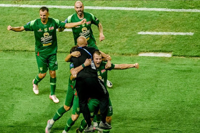 Prediksi BRI Super League: Persebaya Surabaya vs Semen Padang 19 September 2025